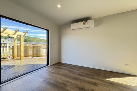 Photo of property in 15 Te Ara O Toroa, Wainuiomata, Lower Hutt, 5014