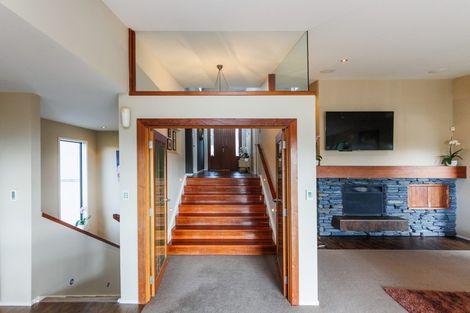 Photo of property in 51 Ruapehu Drive, Fitzherbert, Palmerston North, 4410