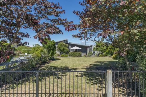 Photo of property in 73 Montgomery Crescent, Kinloch, Taupo, 3377