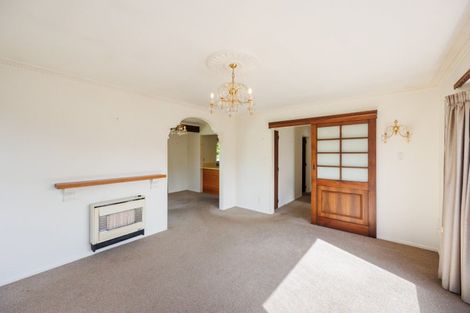 Photo of property in 7 Edgecombe Court, Roslyn, Palmerston North, 4414