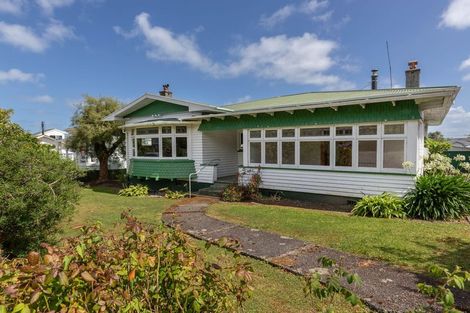 Photo of property in 2 Perotti Street, Greymouth, 7805