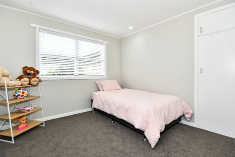 Photo of property in 11a Youngs Road, Papakura, 2110