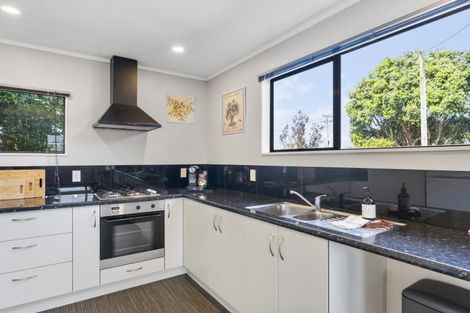 Photo of property in 16 Prince Street, Gonville, Whanganui, 4501