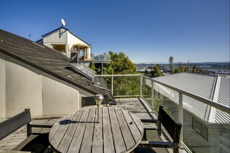 Photo of property in 122a Chaucer Road, Hospital Hill, Napier, 4110