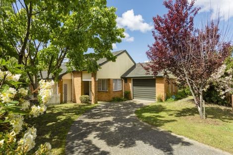 Photo of property in 44 Glenross Street, Glenross, Dunedin, 9011