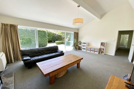 Photo of property in 17 Landsdowne Terrace, Cashmere, Christchurch, 8022