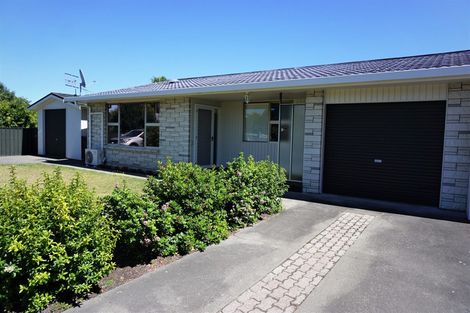 Photo of property in 76b Middle Road, Havelock North, 4130