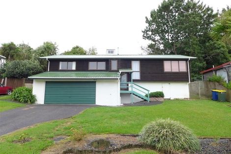 Photo of property in 8 Chardon Place, Henderson, Auckland, 0612