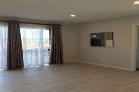 Photo of property in 249a Lonely Track Road, Albany Heights, Auckland, 0632