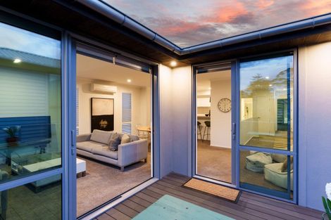 Photo of property in 7 Montecillo Lane, Mornington, Dunedin, 9011