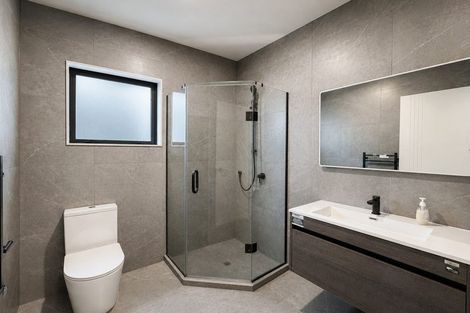 Photo of property in 5 Pilot Drive, Hobsonville, Auckland, 0616