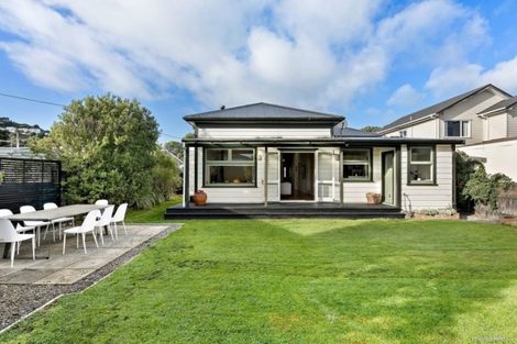 Photo of property in 19 Chelsea Street, Miramar, Wellington, 6022