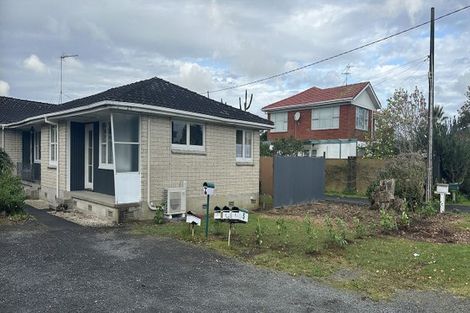 Photo of property in 1/215 Swanson Road, Henderson, Auckland, 0610