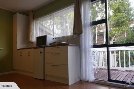 Photo of property in 45 Agincourt Street, Glenfield, Auckland, 0629