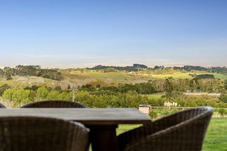 Photo of property in 122d Forestry Road, Waitoki, Kaukapakapa, 0871