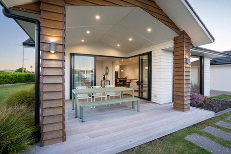 Photo of property in 2 Moemoea Place, Cambridge, 3434