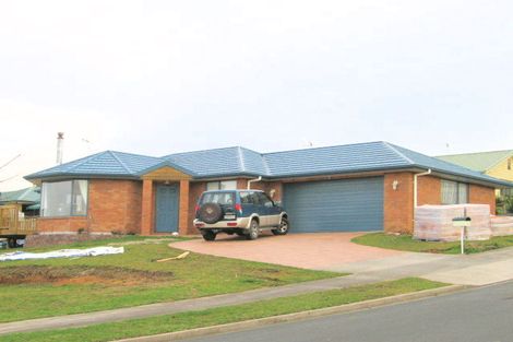 Photo of property in 23 Rochester Place, Nawton, Hamilton, 3200