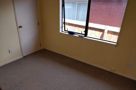 Photo of property in 3/16 Arahoe Road, New Lynn, Auckland, 0600