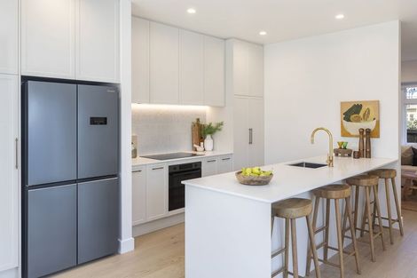 Photo of property in 142 North Avon Road, Richmond, Christchurch, 8013
