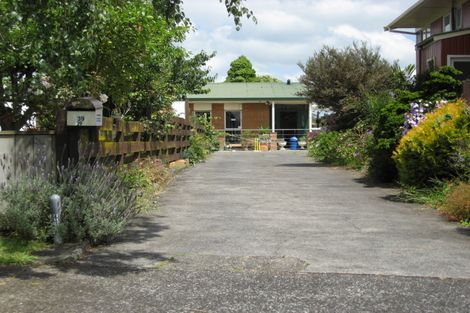 Photo of property in 39 Landscape Road, Pukekohe, 2120