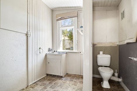 Photo of property in 269 Ravensbourne Road, Ravensbourne, Dunedin, 9022