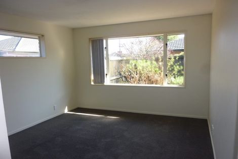 Photo of property in 2/30 Newnham Terrace, Upper Riccarton, Christchurch, 8041