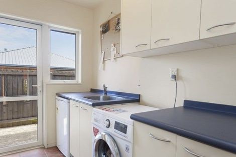 Photo of property in 4 Cobden Place, Woodend, 7610