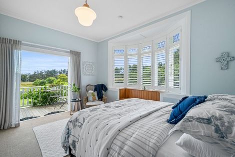 Photo of property in 102 Matua Road, Huapai, Kumeu, 0810