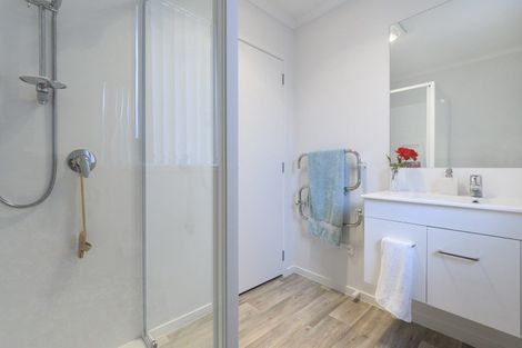 Photo of property in 12 Crest Way, Papamoa, 3118