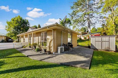 Photo of property in 188a Henderson Valley Road, Henderson, Auckland, 0612