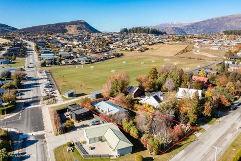 Photo of property in 117 Totara Terrace, Wanaka, 9305