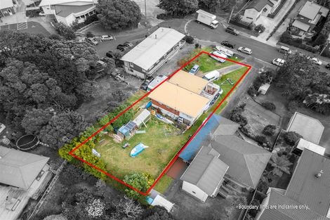 Photo of property in 8 Agathis Avenue, Mairangi Bay, Auckland, 0630