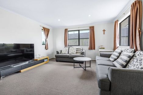 Photo of property in 64 Sirius Crescent, Rototuna North, Hamilton, 3210