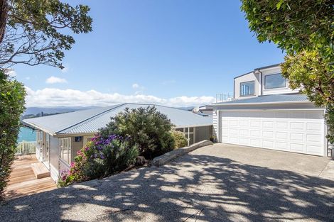 Photo of property in 21 Thane Road, Roseneath, Wellington, 6011
