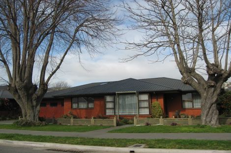 Photo of property in 1 Thorrington Road, Cashmere, Christchurch, 8022