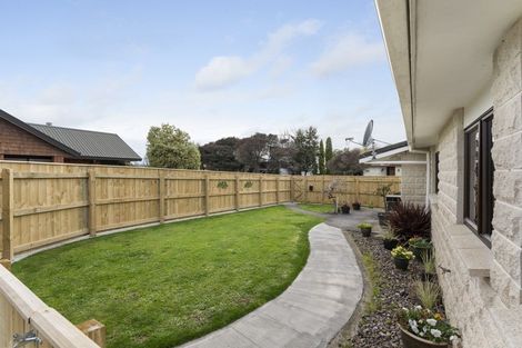Photo of property in 15 Hanmer Place, Highbury, Palmerston North, 4412