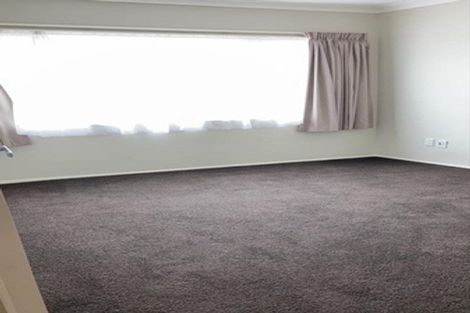 Photo of property in 5 Dawood Place, The Gardens, Auckland, 2105