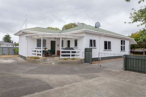 Photo of property in 53 Barraud Street, Dannevirke, 4930