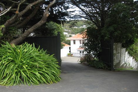 Photo of property in 18 Donald Crescent, Karori, Wellington, 6012
