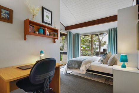 Photo of property in 16 Langstone Place, Chatswood, Auckland, 0626