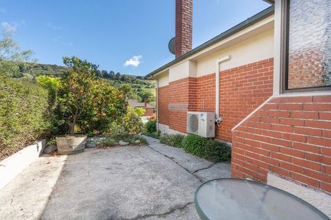 Photo of property in 130 Centennial Avenue, Helensburgh, Dunedin, 9010