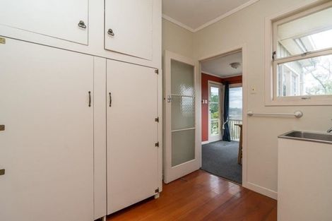 Photo of property in 35 Forest Lake Road, Forest Lake, Hamilton, 3200