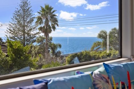 Photo of property in 1/36 Rothesay Bay Road, Rothesay Bay, Auckland, 0630