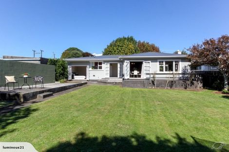 Photo of property in 225a Huatoki Street, Upper Vogeltown, New Plymouth, 4310
