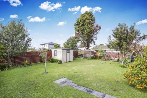 Photo of property in 65 Hepburn Road, Glendene, Auckland, 0602