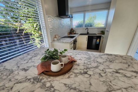 Photo of property in 16a Shaw Avenue, North New Brighton, Christchurch, 8083