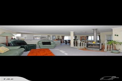 Photo of property in 25 Bowes Crescent, Strathmore Park, Wellington, 6022