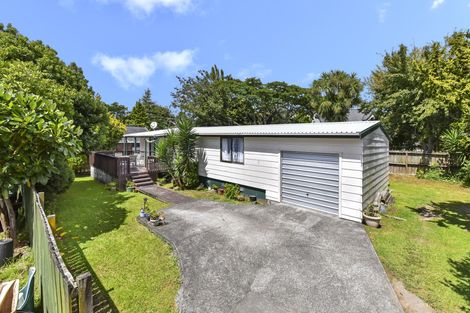 Photo of property in 2/90 Wattle Farm Road, Wattle Downs, Auckland, 2103