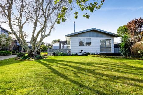 Photo of property in 11 Jade Place, Bell Block, New Plymouth, 4312
