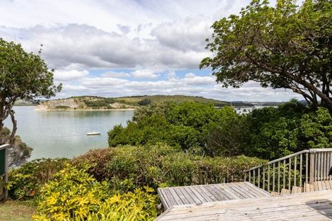 Photo of property in 11 Cliff Street, Onerahi, Whangarei, 0110